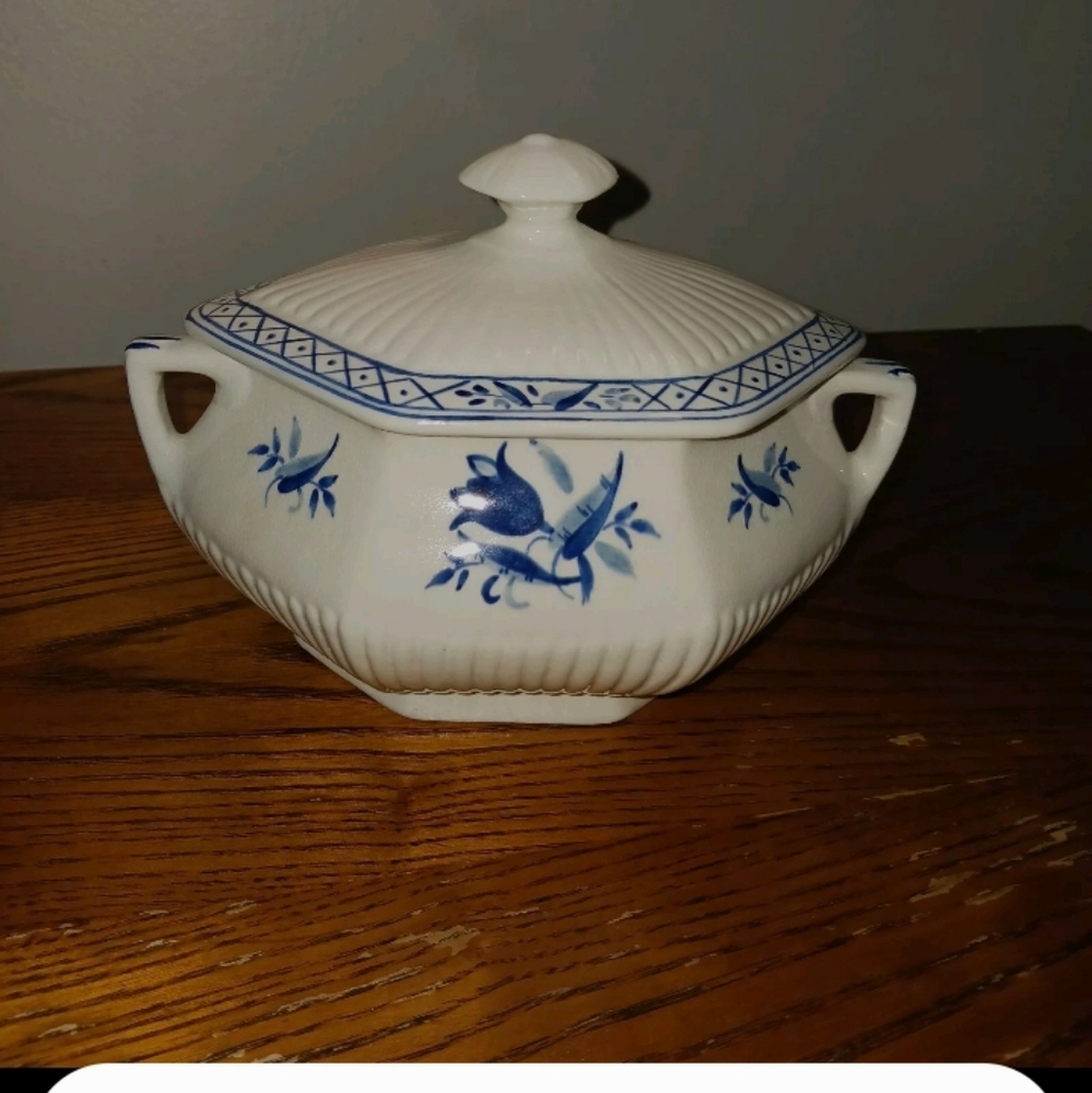 Hollandia Sugar Bowl & Lid English Blue White Baltic Pattern E…